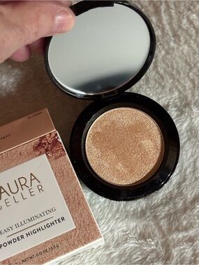 Laura Geller Easy Illuminating Powder Highlighter Shade Champagne 3.5g NEW inBOX
